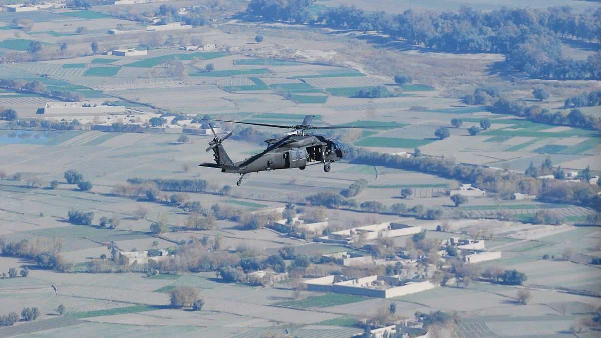 Canada Suspends Black Hawk Helicopter Purchase: 16 US-Made UH-60Ms for Special Forces Frozen Amid Trump Trade Tensions