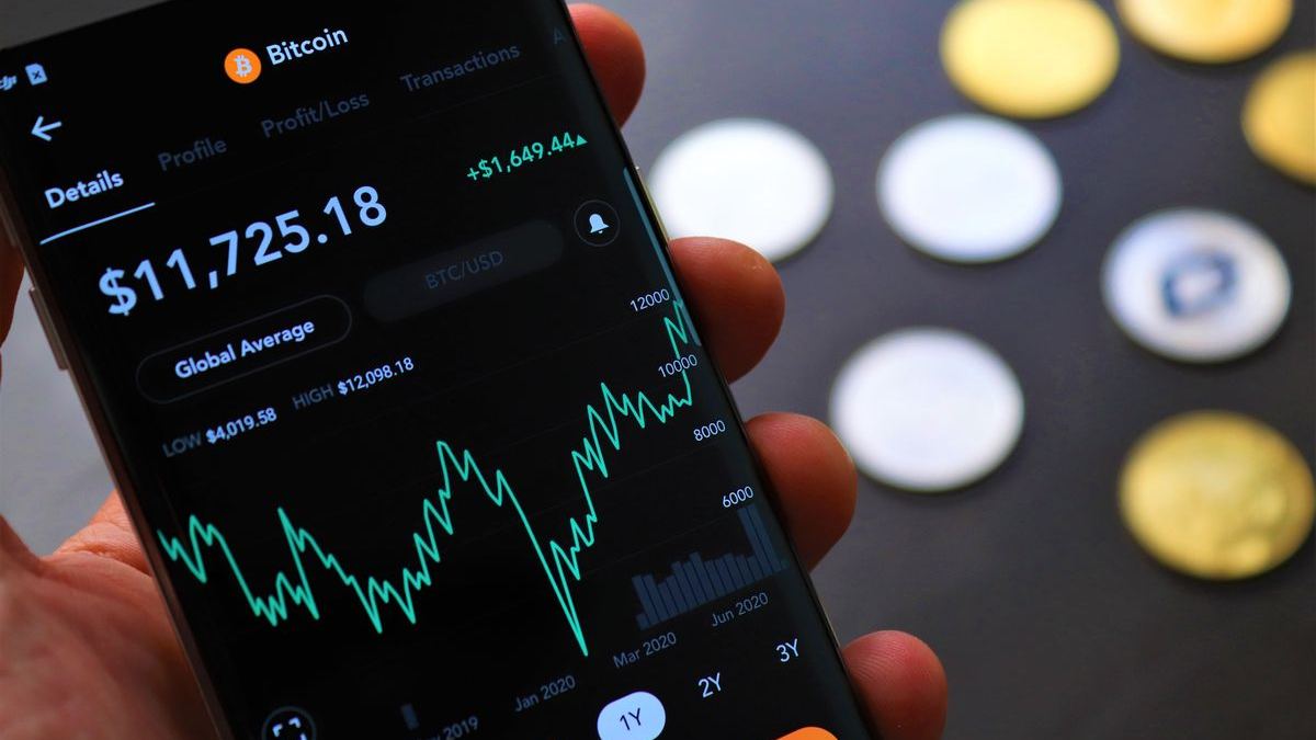 KOSPI Plunges 5.5% as Samsung and SK Hynix Crash — AI-Chip Panic Goes Global After Broadcom CEO's "Casino" Warning