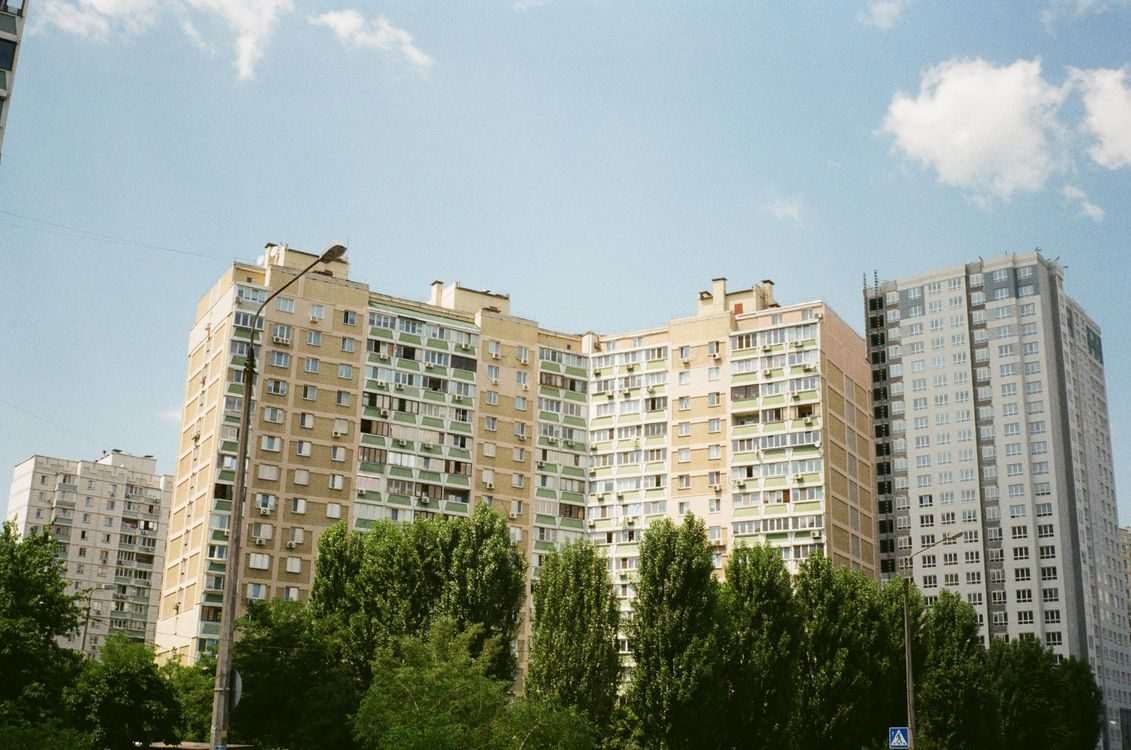 Russian Missiles Hit Kyiv Power Plant and Apartment Block: 2 Killed, 21 Injured as Zelenskyy Says Allies Gave No Warning