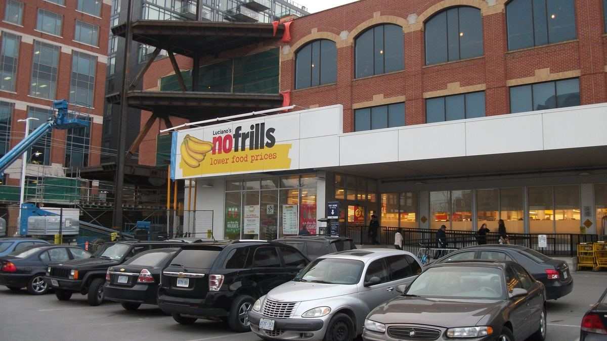 A No Frills grocery store, a Loblaw-owned banner