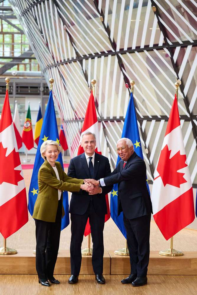 Mark Carney with Ursula von der Leyen and António Costa at the 2025 EU-Canada summit